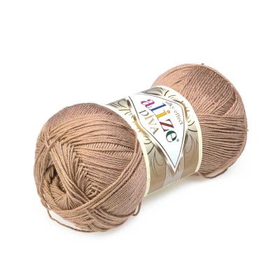 diva-261-jasny-braz